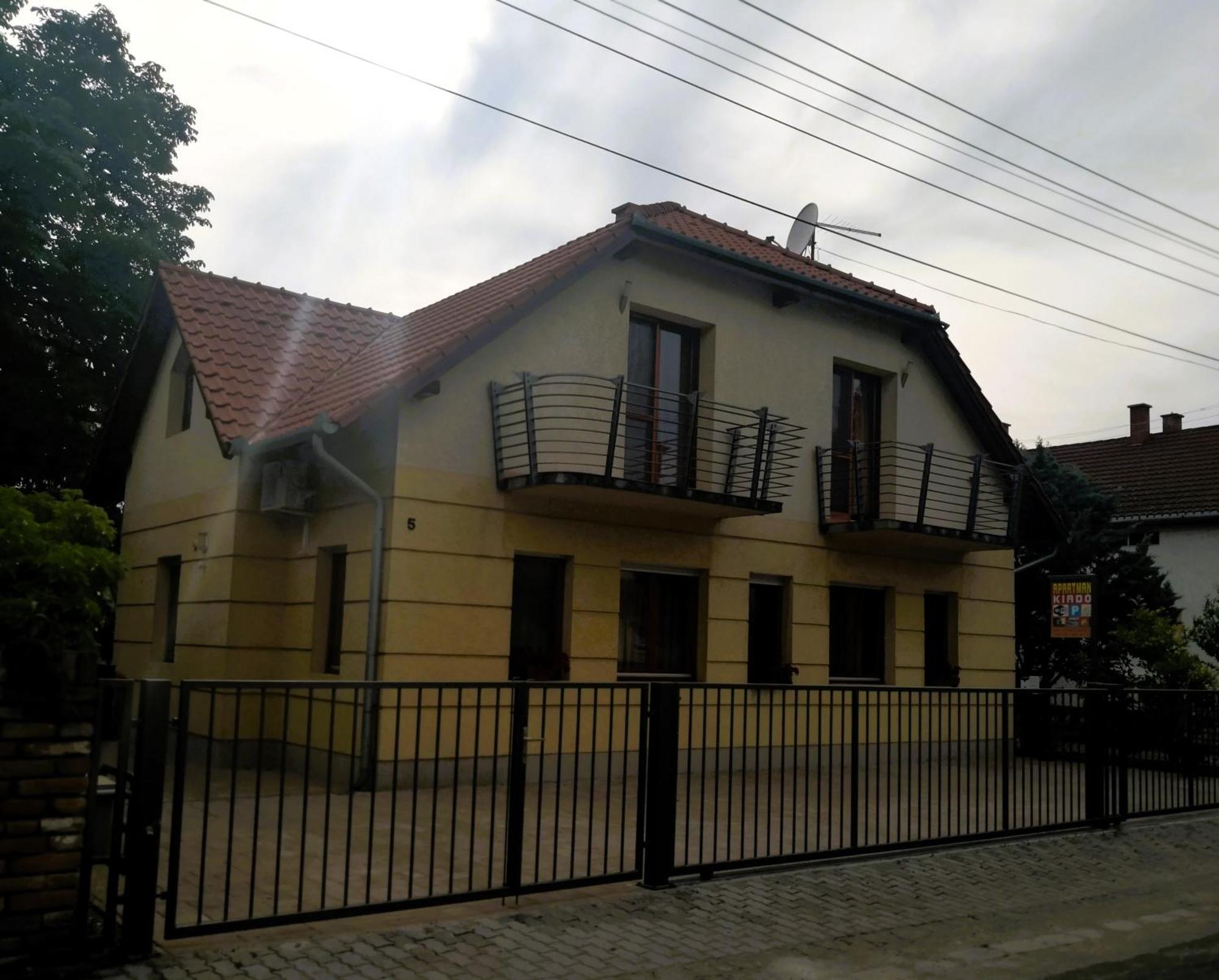 Frank Apartmanhaz Lägenhet Balatonboglár Exteriör bild