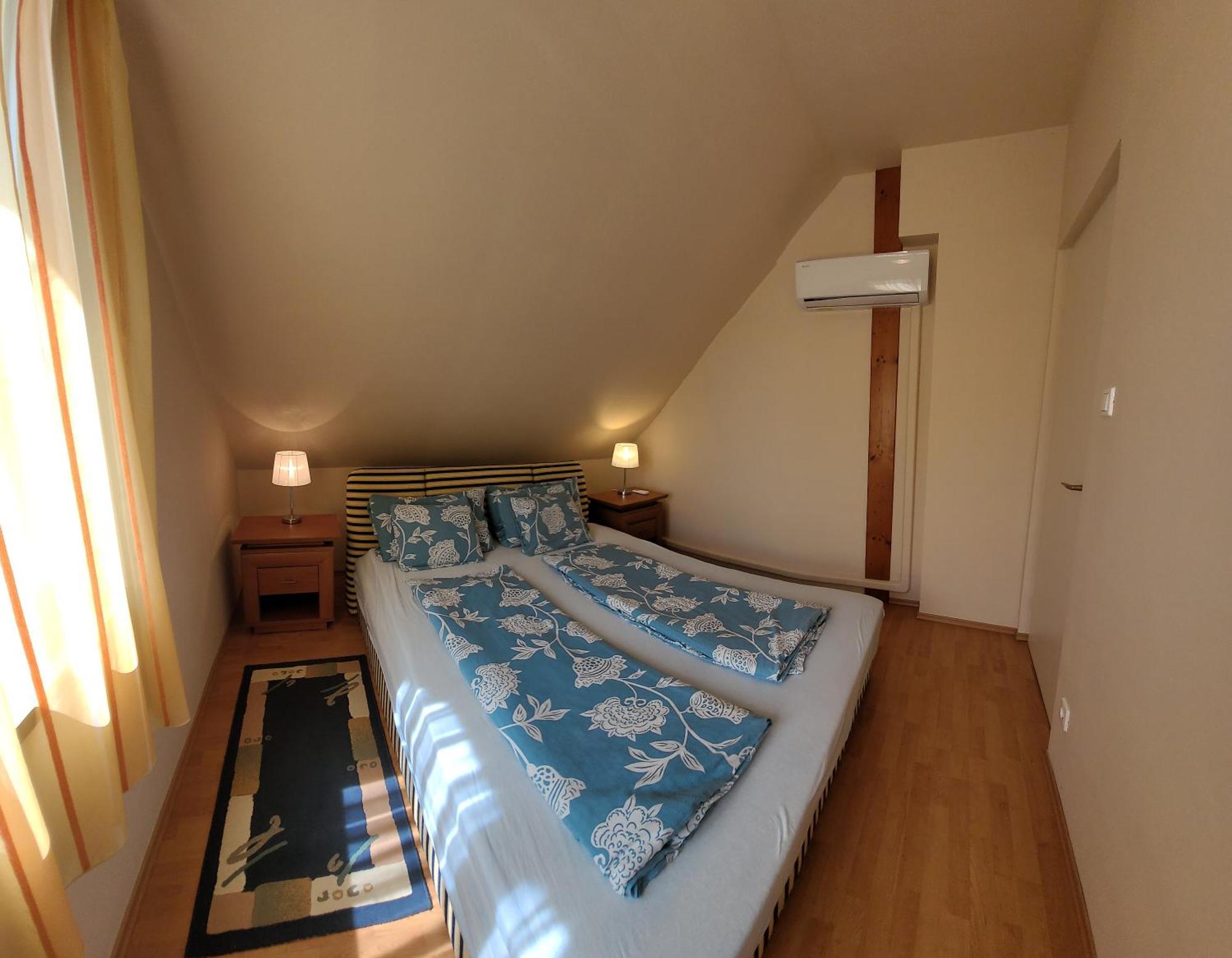 Frank Apartmanhaz Lägenhet Balatonboglár Exteriör bild