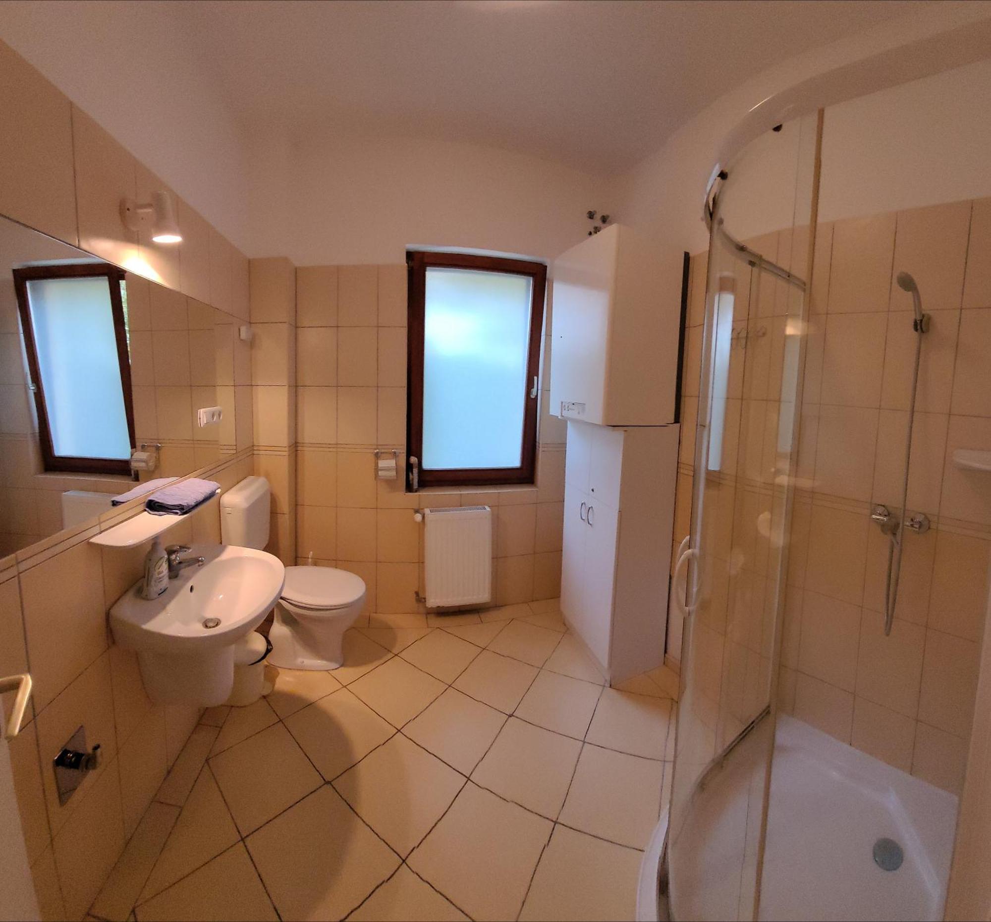 Frank Apartmanhaz Lägenhet Balatonboglár Exteriör bild